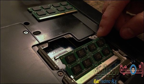 صورة لـ شرح لكيفية اضافة رام جديد للابتوب و ماذا يجب فعله للحفاظ على الكمبيوتر | install+laptop+ram-DzTechs