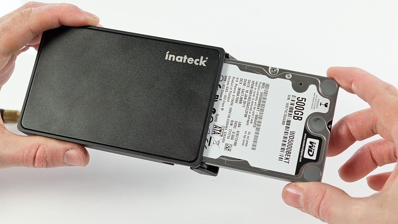 صورة لـ طرق بسيطة من أجل توفير مساحة أكبر على قرص C للويندوز | How_to_Harddrive_case_6-DzTechs