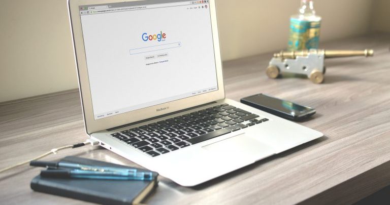 صورة لـ أهم ما يمكنك تعلمه و تعليمه لكسب المال من وراء تدريسها | pexels-photo-67112-768x510.jpeg