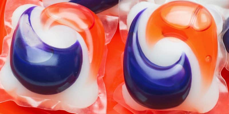 صورة لـ هل يجب أن يكون YouTube مسؤولا عن ” تحدي كبسولات الغسيل “؟ | tidepod-pods-DzTechs
