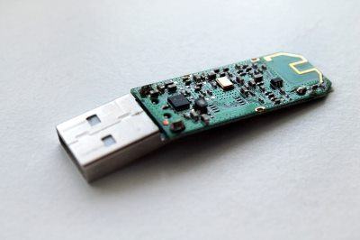 صورة لـ لماذا نهتم بإزالة محركات أقراص USB بأمان ، وماذا يحدث إذا لم نفعل ذلك؟ | Safely-Remove-USB-DzTechs