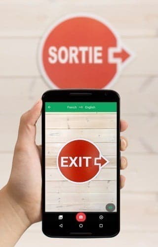 صورة لـ 13 من أفضل تطبيقات الواقع المعزز لـ Android و iOS | google-translate-augmented-reality-apps-DzTechs