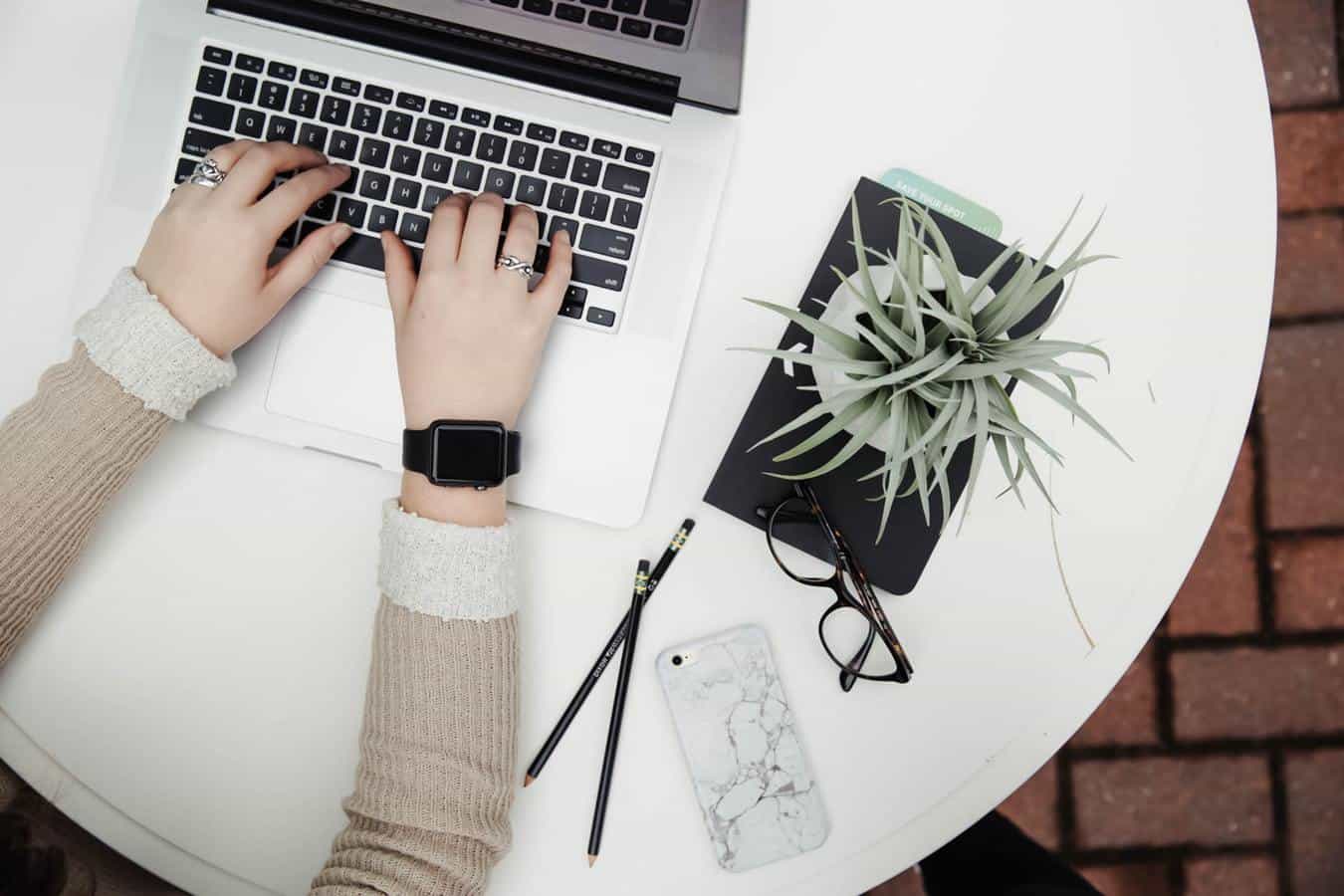 صورة لـ 35 طريقة حقيقية للحصول على المال على الانترنت في الواقع | make-money-online-DzTechs