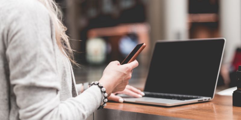 صورة لـ كيفية استخدام أداة الرفاهية الرقمية في YouTube لمراقبة الوقت الذي تقضيه على الشاشة | youtube-wellbeing-featured-image-DzTechs