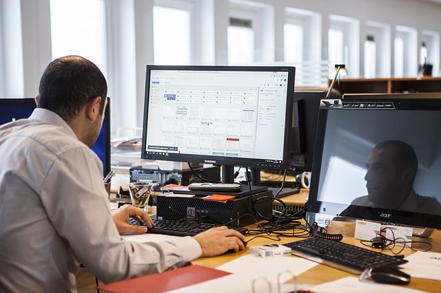 صورة لـ كيف يقوم Dropbox بتحسين سير العمل والإنتاجية مع إضافاته الجديدة | dropbox-extensions-work-flow-DzTechs