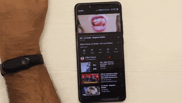 صورة لـ استخدام Mi Band 3/2 الخاص بك للتحكم بالموسيقى على جهاز Android | ezgif.com-optimize-1-1-DzTechs