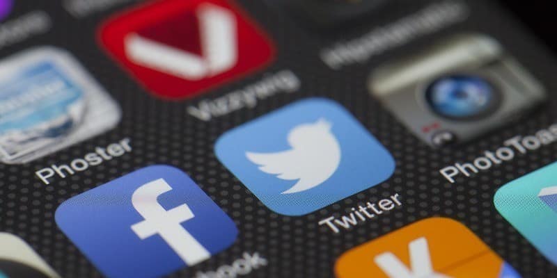 صورة لـ برمجيات خبيثة جديدة تستخدم ميمات Twitter كمركز القيادة | Twitter-Malware-Featured