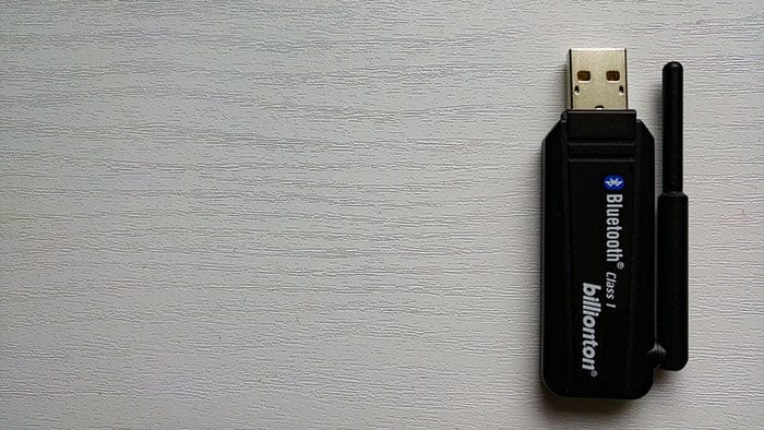 صورة لـ كيف يعمل Bluetooth ، ولماذا لديه سمعة سيئة للغاية؟ | how-bluetooth-works-receiver-antenna-smlr-DzTechs