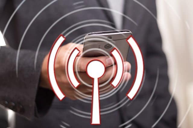 صورة لـ ما هي أجهزة العرض الذكية وما يمكنك القيام بها؟ | smart-displays-wifi-DzTechs