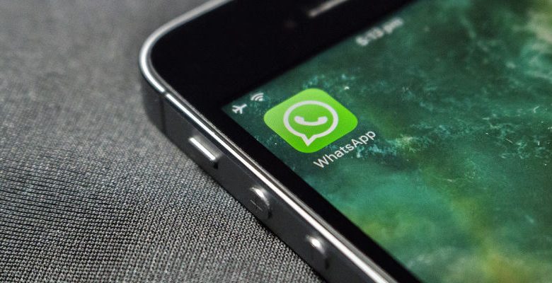 صورة لـ كيفية إضافة مربع دردشة WhatsApp إلى موقع WordPress الخاص بك | wordpress-whatsapp-featured