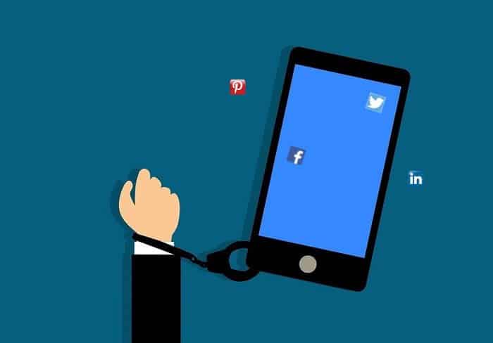صورة لـ 5 تطبيقات لنظام Android لحظر مواقع التواصل الاجتماعي ومحاربة الإدمان | Android-App-to-Block-Social-Media_935adec67b324b146ff212ec4c69054f