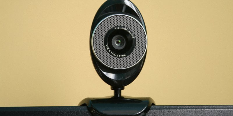 صورة لـ قامت Microsoft بالإبلاغ عن عملها على 4K Webcams لـ Windows و Xbox | Microsoft-Webcams-Featured-DzTechs
