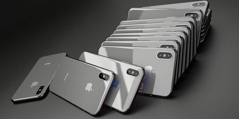 صورة لـ تقول Apple “ما يحدث على iPhone الخاص بك ، يبقى على iPhone الخاص بك” في CES | news-apple-billboard-featured-DzTechs