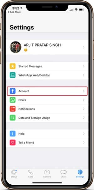 صورة لـ كيفية تمكين معرف اللمس ومعرف الوجه على تطبيق الـ WhatsApp | iphone-XS-max-1-DzTechs