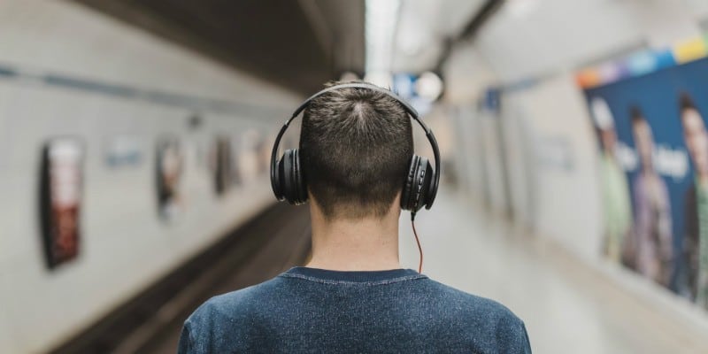 صورة لـ أفضل تطبيقات البودكاست المجانية المُتاحة لنظام Android | podcast-feature-DzTechs