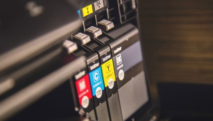 صورة لـ مُقارنة بين Inkjet و Laser: ما هي الطابعة المُناسبة لي؟ | printer-ink-DzTechs