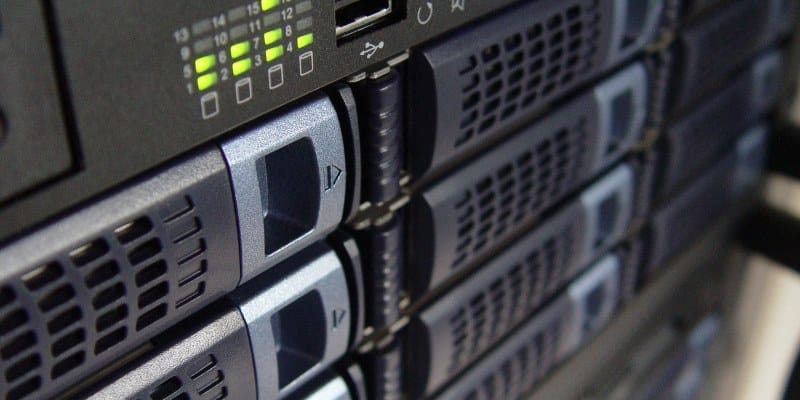 صورة لـ هل تُعتبر الألعاب عبر الإنترنت التي يتم استضافتها على خادم خاص قانونية؟ | Private-Servers-Featured
