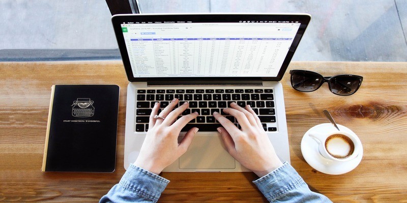 صورة لـ 7 قوالب Excel مجانية للمساعدة على إدارة ميزانيتك | excel-templates-manage-budget-featured