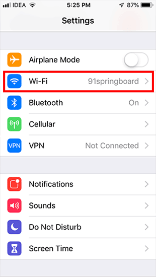 صورة لـ كيفية التحقق من عنوان IP الخاص بالكمبيوتر والهواتف الذكية | iPhone_Settings-DzTechs
