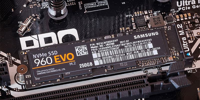 صورة لـ ما تحتاج لمعرفته حول محركات أقراص NVMe SSD | what-is-nvme-ssd-m-2-drive-connection