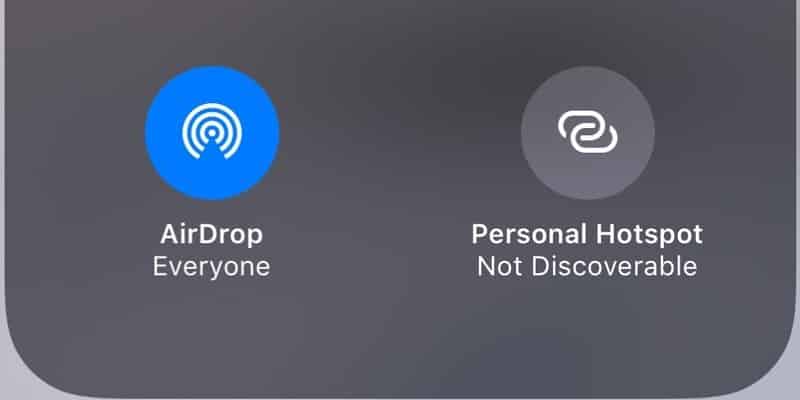 صورة لـ كيفية إصلاح مشاكل Airdrop على جهاز Apple الخاص بك | Airdrop-Problems-Cover1-DzTechs