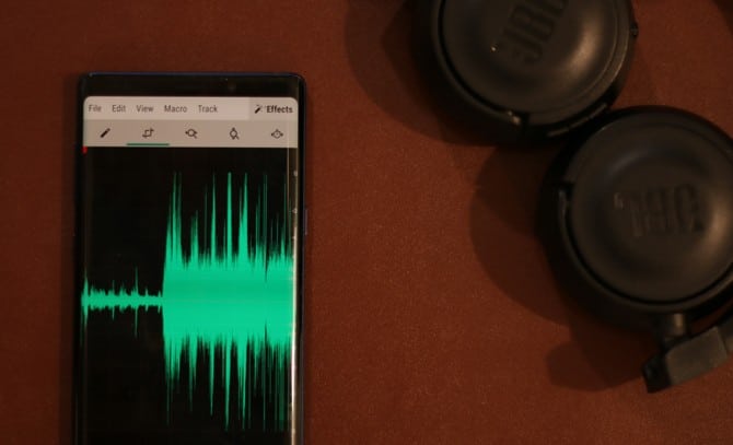 صورة لـ أفضل تطبيقات تحرير الصوت لنظام Android (2023) | audio-editor-feature-DzTechs