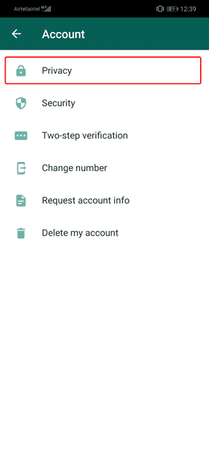 صورة لـ كيفية منع المُستخدمين من إضافتك إلى مجموعات WhatsApp | privacy-DzTechs