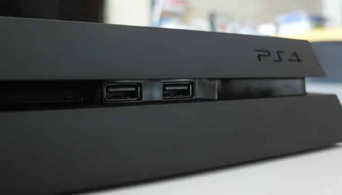 صورة لـ كيفية استخدام لوحة المفاتيح والماوس على Playstation 4 | ps4-keyboard-usbports-DzTechs