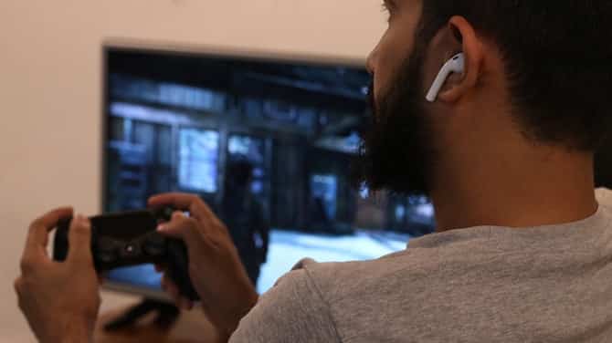 صورة لـ كيفية توصيل AirPods مع PS4 (أو أي سماعات Bluetooth أخرى) | play-min-DzTechs