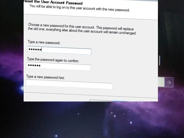 صورة لـ كيفية إنشاء قرص إعادة تعيين كلمة المرور في Windows 10 باستخدام محرك USB | Reset-new-password-min-DzTechs