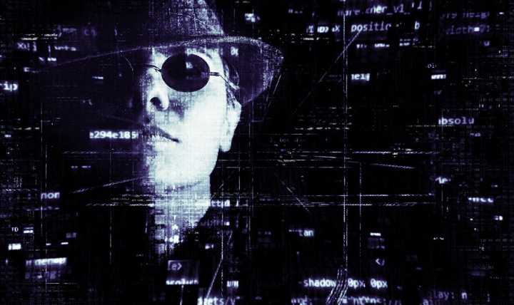 صورة لـ ما هي ديدان الكمبيوتر ولماذا لا تزال خطرة | computer-worms-hackers-min-DzTechs