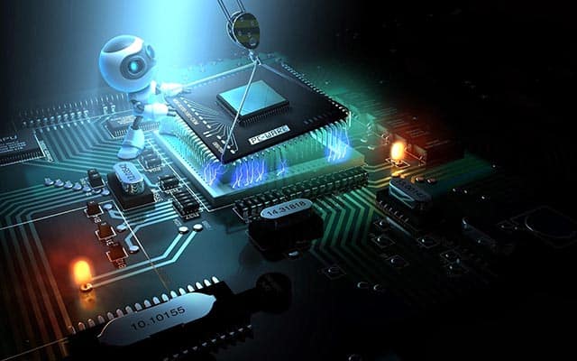 لماذا تحتاج أن تعرف الفرق بين الهاردوير والسوفت وير؟