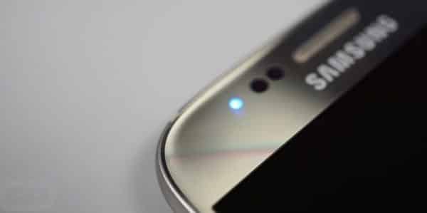صورة لـ أفضل تطبيقات تخصيص ضوء إشعارات LED لنظام Android | How-to-Use-Light-Manager-For-More-Control-Over-LED-Notifications-on-Android-min-DzTechs