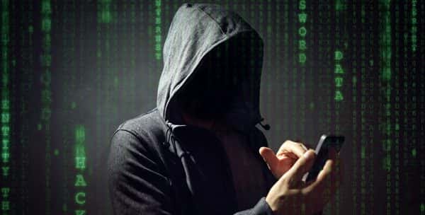 صورة لـ كيفية التجسس على رسائل WhatsApp من جهاز الكمبيوتر أو الهاتف | How-to-spy-on-WhatsApp-messages-min-DzTechs