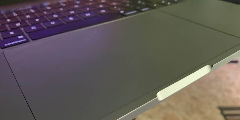 صورة لـ كيفية إصلاح لوحة اللمس لا تعمل في أجهزة MacBook | fix-trackpad-macbook-featured-800x400-min-DzTechs