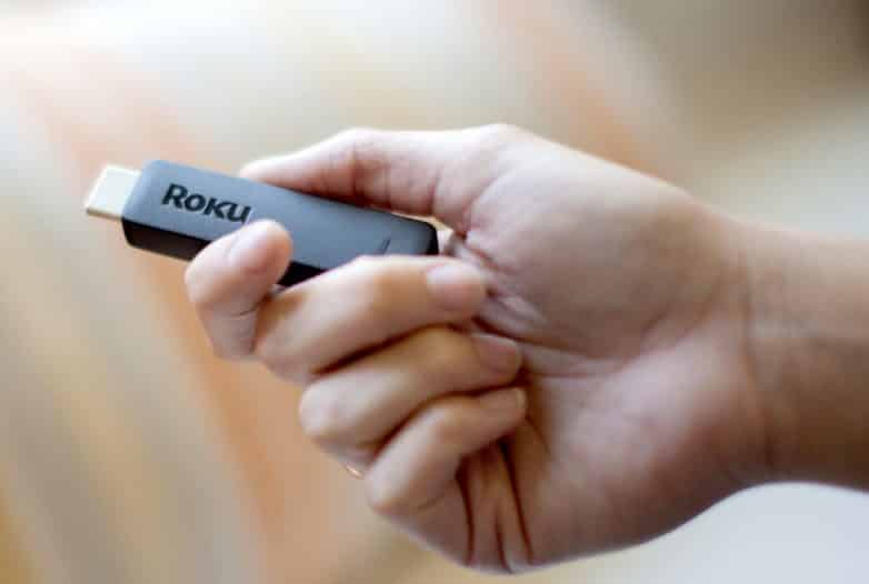 صورة لـ كيفية إعداد واستخدام Roku Streaming Stick للمرة الأولى | 1_roku-streaming-stick-min-DzTechs