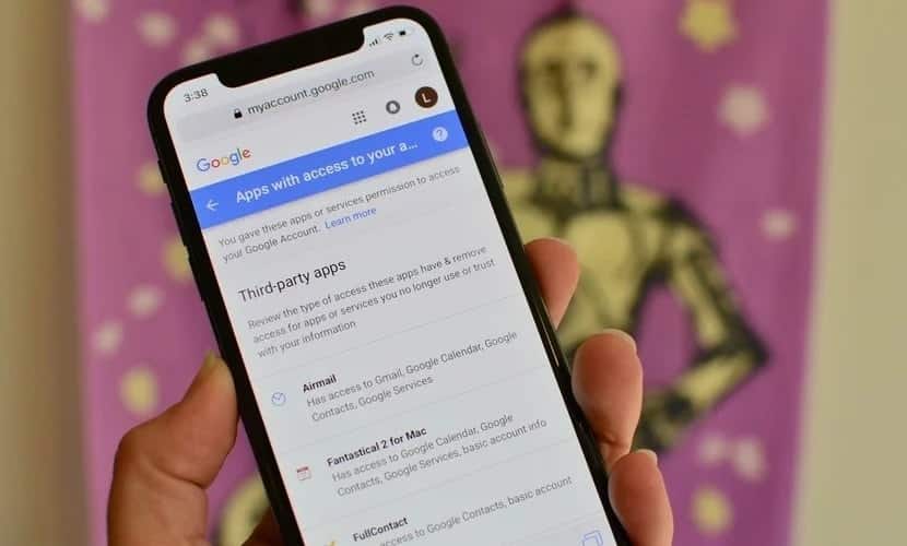 صورة لـ كيفية إزالة تطبيقات الجهات الخارجية من حساب Google الخاص بك الآن | google-app-permissions-hero-min-DzTechs