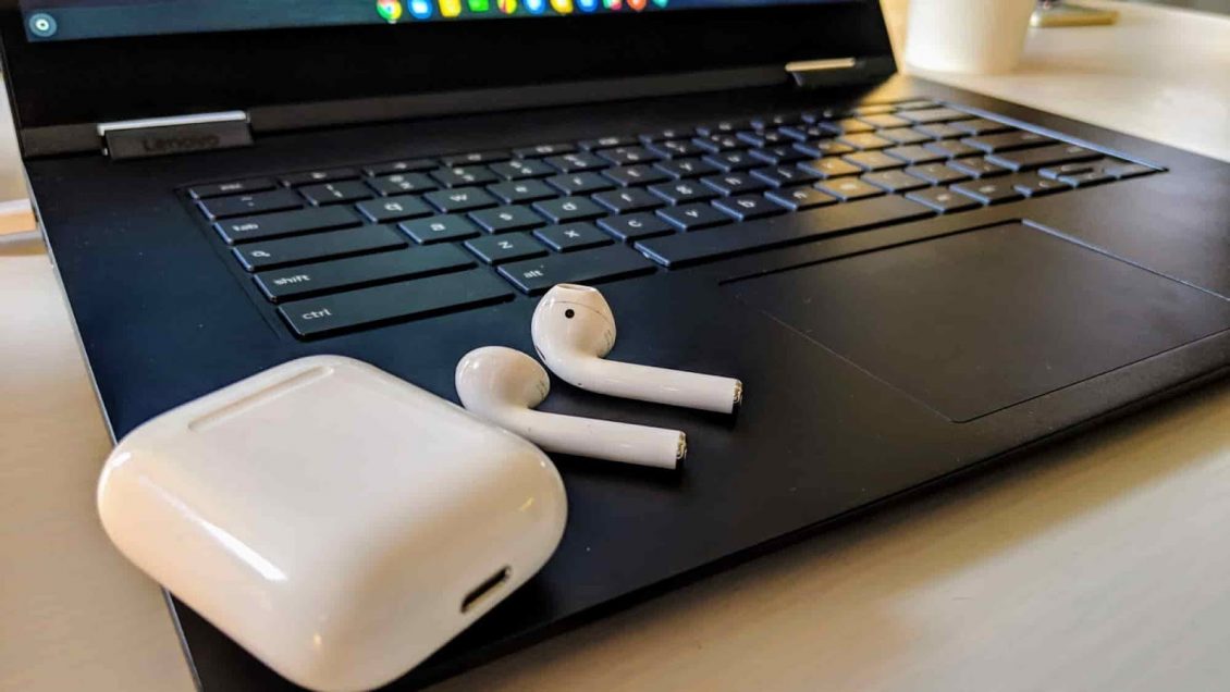 صورة لـ هل تعمل سماعات Airpods مع أجهزة Chromebook؟ نعم ، لكنها ليست مثالية | AirPodsChromebookBluetoothFixNewblue-2000x1125-min-DzTechs