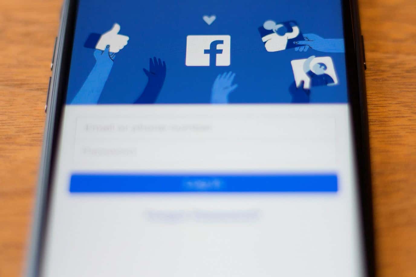 صورة لـ Facebook يتتبع بياناتك ! إليك كيفية إيقافه من تتبع تحركاتك عبر الإنترنت | GettyImages-1154955575-min2B252812529-DzTechs