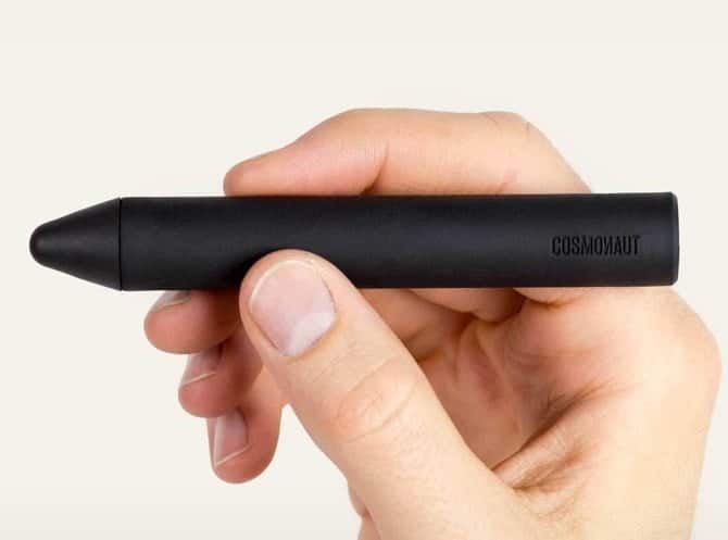 صورة لـ أفضل بدائل Apple Pencil المتوافقة مع جهاز iPad و iPhone | cosmonaut-min-DzTechs