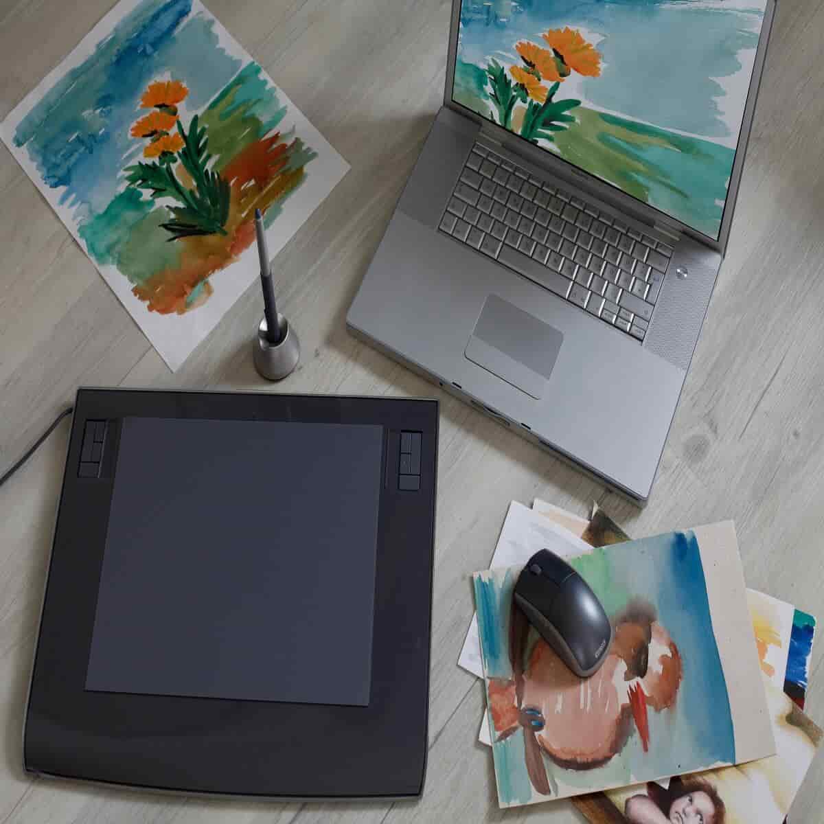 صورة لـ أفضل تطبيقات الرسم لنظام التشغيل Windows 10 لإخراج التصميم الإبداعي | painting-windows-10-apps-min-DzTechs