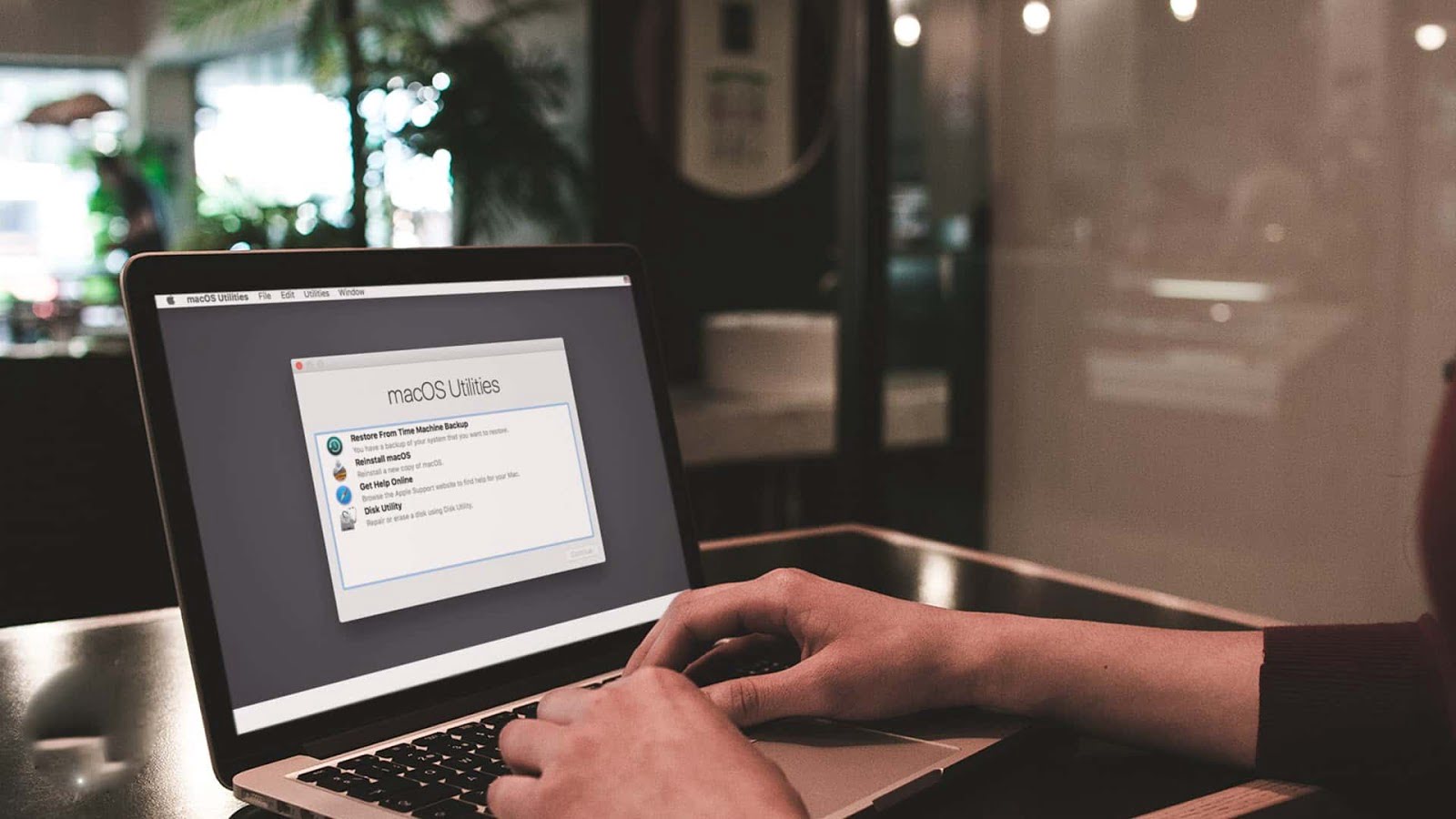 صورة لـ أسباب قد تجعلك ترغب في إعادة تثبيت macOS وكيفية عمل ذلك | How-to-Reset-Old-Mac-Before-Sell-It-min-DzTechs