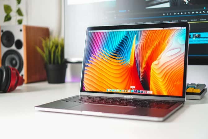 صورة لـ ما هي أكثر الطرق أمانًا للتعامل مع ترقيات نظام التشغيل؟ | OSUpdates-Apple-macOS-min-DzTechs