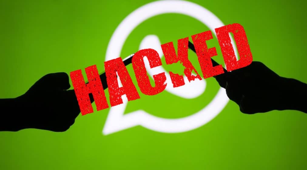 صورة لـ طرق يمكن إستخدامها لاختراق رسائل WhatsApp الخاصة بك | whatsapp-security-flaw-min-DzTechs