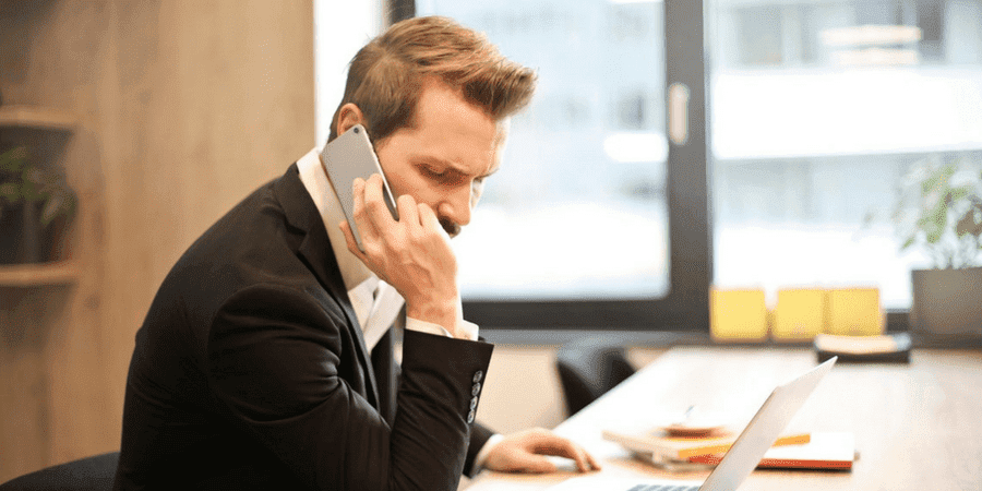 صورة لـ أفضل تطبيقات المكالمة الواردة الوهمية لنظام Android و iOS | Fake_Incoming_Call_Apps-Wz1HkLfs-DzTechs