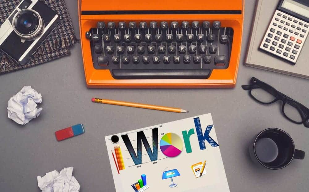 صورة لـ أسباب تجعلك تقوم باستخدام iWork بدلاً من Microsoft Office | Office_365_vs_Google_Apps_G_Suite-mDOieMfs-DzTechs