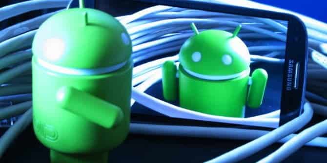 صورة لـ هل يمكن استرداد بيانات Android بعد إعادة ضبط المصنع؟ | android_mascot_logo_670x335-F2yS6Ifs-DzTechs