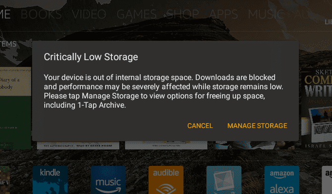 صورة لـ كيفية استعادة المساحة التخزينية على الجهاز اللوحي Amazon Fire: نصائح أساسية | muo_android_amazon_tablet_warning-Gg88RIfs-DzTechs