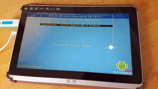 صورة لـ كيفية تثبيت Android على جهاز لوحي يعمل بنظام Windows | muo_android_windows_tablet_install-sU4HGIfs-DzTechs
