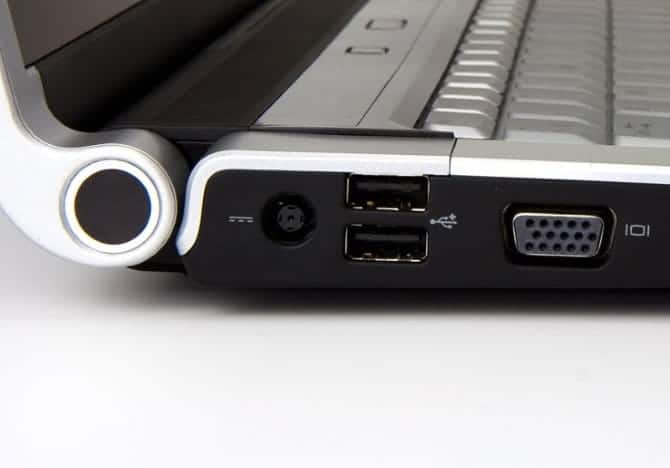صورة لـ أسرع الطرق لإصلاح المشاكل في جهاز USB أو المنافذ على Linux | muo_linux_usb_ports-qGaviIfs-DzTechs